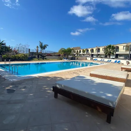בית נופש Sun Bay סן מיגל דה אבונה