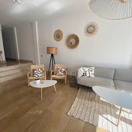 Sun Bay * 圣米格尔德阿沃纳